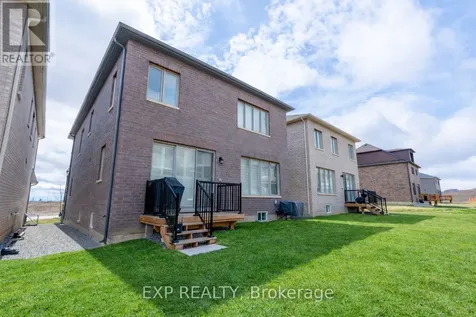 14 Longworth Avenue Richmond Hill ON L4E 1J1
