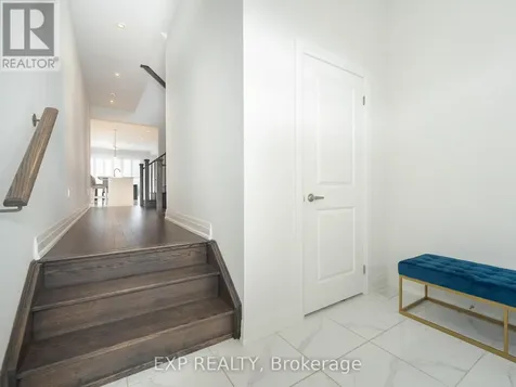 14 Longworth Avenue Richmond Hill ON L4E 1J1