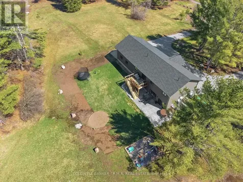 289 Tully's Road Trent Lakes ON K0M 1A0