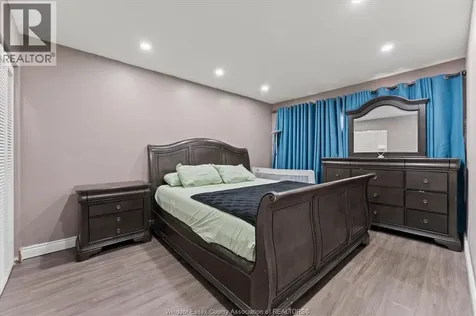 1858 Eastgate Estates Windsor ON N8T 2T2