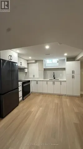 1108 Skyridge Boulevard Pickering ON L1X 0M8