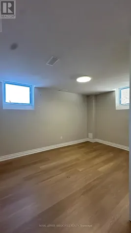 1108 Skyridge Boulevard Pickering ON L1X 0M8