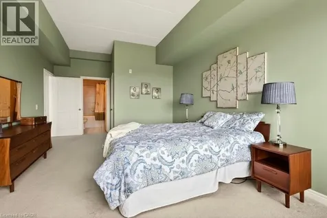 2085 Amherst Heights Drive Burlington ON L7P 5C2