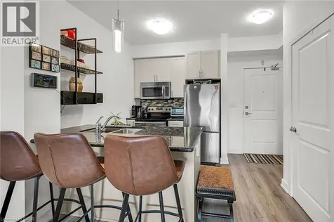 35 Southshore Crescent Hamilton ON L8W 3W6
