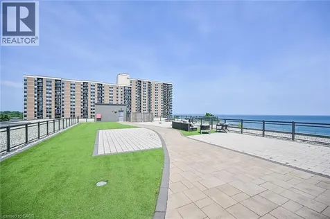 35 Southshore Crescent Hamilton ON L8W 3W6