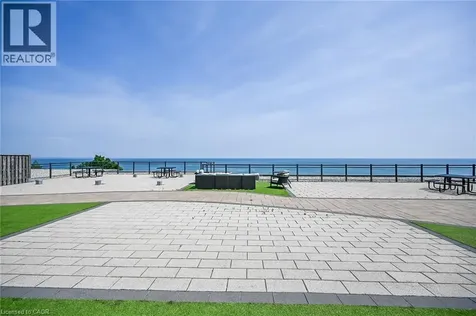 35 Southshore Crescent Hamilton ON L8W 3W6