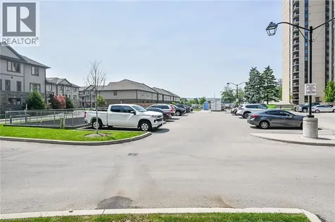 35 Southshore Crescent Hamilton ON L8W 3W6