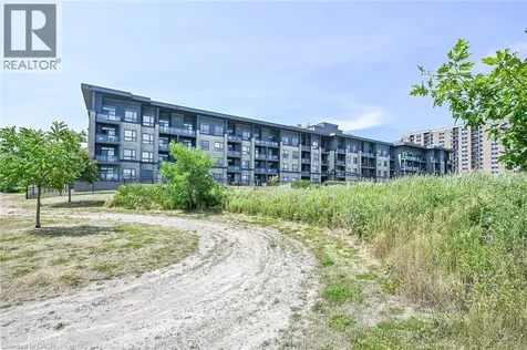 35 Southshore Crescent Hamilton ON L8W 3W6
