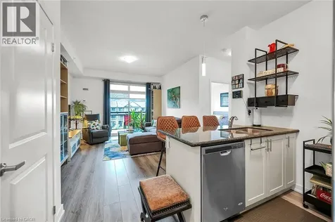 35 Southshore Crescent Hamilton ON L8W 3W6