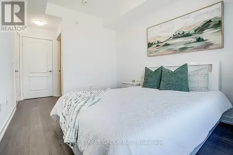 555 William Graham Drive Aurora ON L4G 4H9