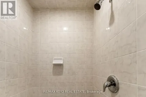 175 Hartney Drive Richmond Hill ON L4S 0L1