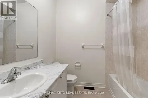 175 Hartney Drive Richmond Hill ON L4S 0L1