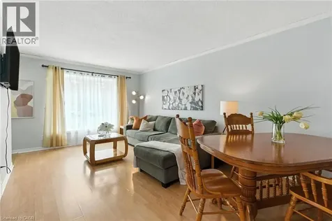 30 Rainbow Court Welland ON L3C 6R4