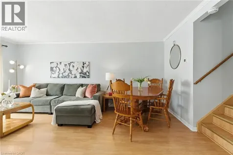 30 Rainbow Court Welland ON L3C 6R4