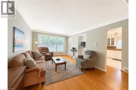 20 Cardinal Drive Hamilton ON L9A 4H4