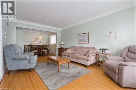 20 Cardinal Drive Hamilton ON L9A 4H4
