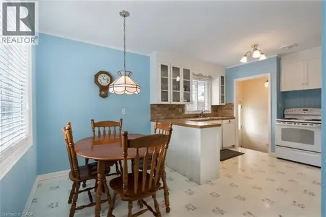 20 Cardinal Drive Hamilton ON L9A 4H4