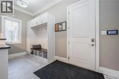 23 Highgrove Court Cambridge ON N3H 4R8