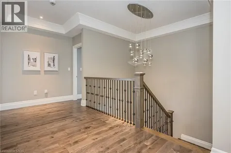 23 Highgrove Court Cambridge ON N3H 4R8