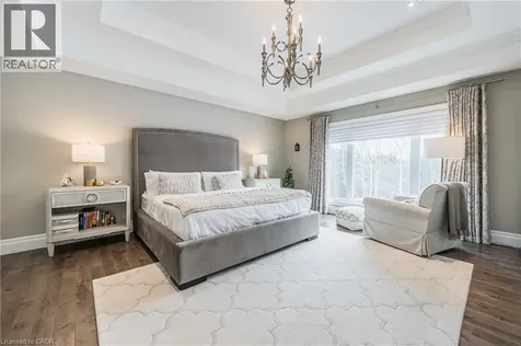 23 Highgrove Court Cambridge ON N3H 4R8