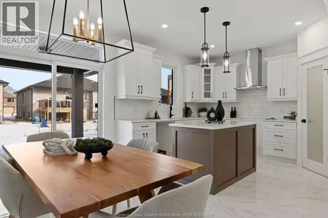 2466 Partington Avenue Windsor ON N9E 0A9
