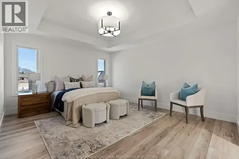 2466 Partington Avenue Windsor ON N9E 0A9