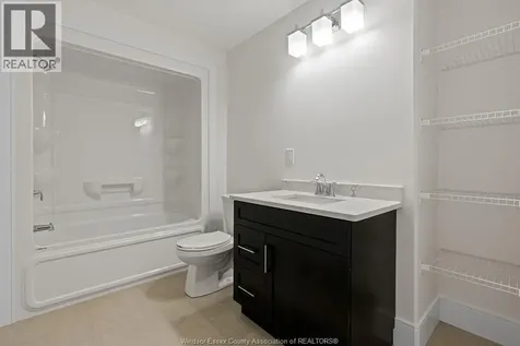 2466 Partington Avenue Windsor ON N9E 0A9