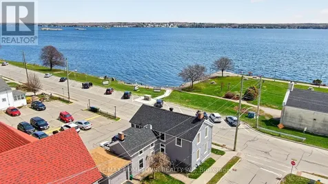 80 Water Street East Brockville ON K6V 1A5