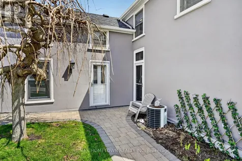 80 Water Street East Brockville ON K6V 1A5