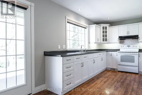 466 Water Street South St. Marys ON N4X 1A1