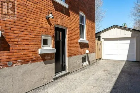 88 Norman Street Stratford ON N5A 5R7