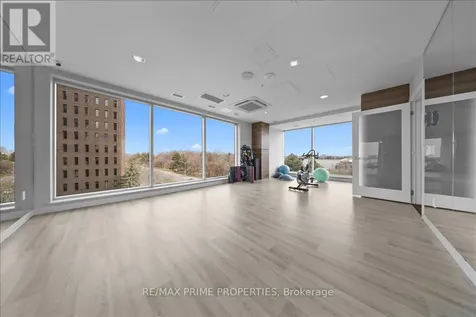 805 Carling Avenue Ottawa ON K1Z 2K4