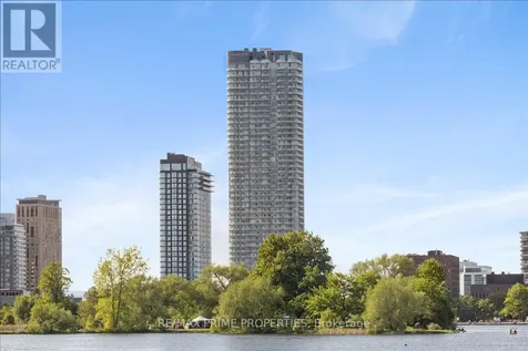 805 Carling Avenue Ottawa ON K1Z 2K4