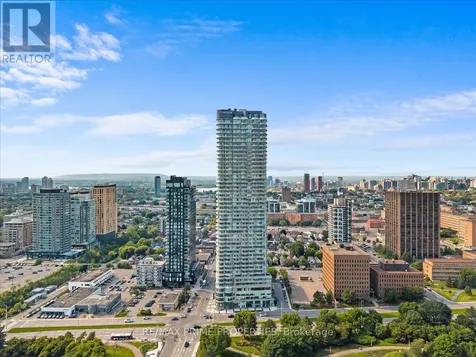 805 Carling Avenue Ottawa ON K1Z 2K4