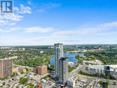 805 Carling Avenue Ottawa ON K1Z 2K4