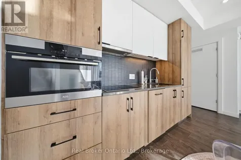741 King Street West Kitchener ON N2G 0E9