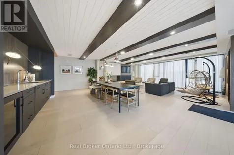 741 King Street West Kitchener ON N2G 0E9