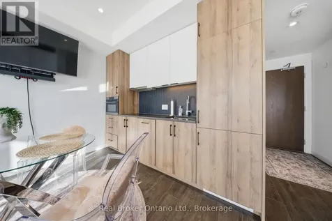 741 King Street West Kitchener ON N2G 0E9