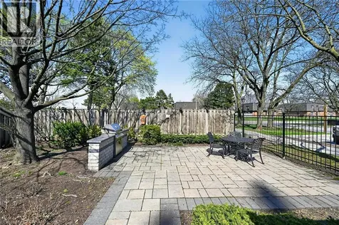 700 Dynes Road Burlington ON L7N 3M2
