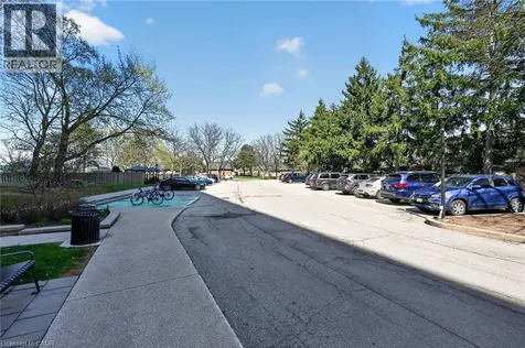 700 Dynes Road Burlington ON L7N 3M2