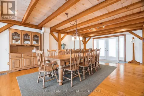 187 Champlain Road Penetanguishene ON L9M 1S2