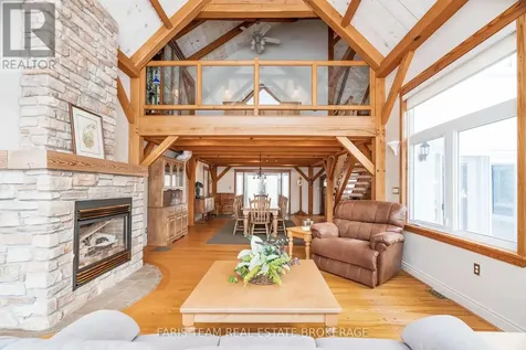 187 Champlain Road Penetanguishene ON L9M 1S2
