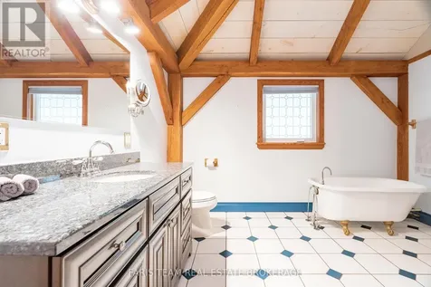 187 Champlain Road Penetanguishene ON L9M 1S2