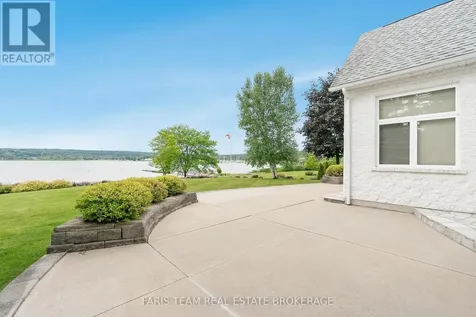 187 Champlain Road Penetanguishene ON L9M 1S2
