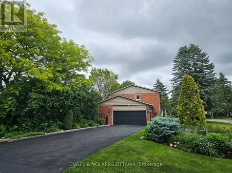 1 Erinlea Court Ottawa ON K2E 7C8