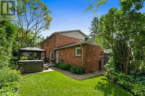 1 Erinlea Court Ottawa ON K2E 7C8