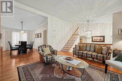 41 Pattermead Crescent Ottawa ON K1V 0A1