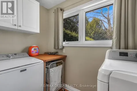 2567 Cleroux Crescent Ottawa ON K1W 1B6