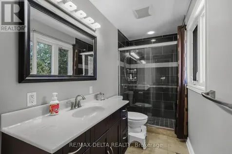 2567 Cleroux Crescent Ottawa ON K1W 1B6