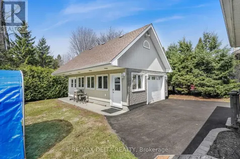 2567 Cleroux Crescent Ottawa ON K1W 1B6